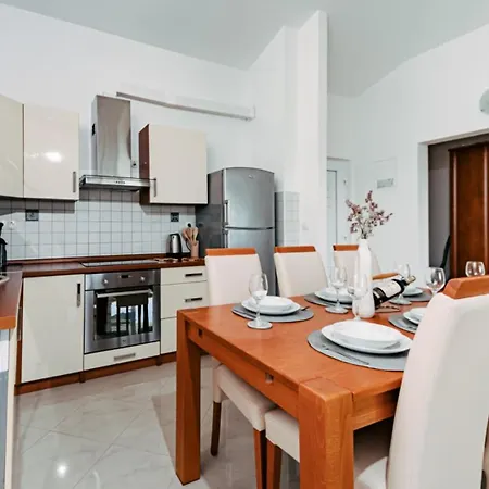 Apartments Verde 公寓 特罗吉尔