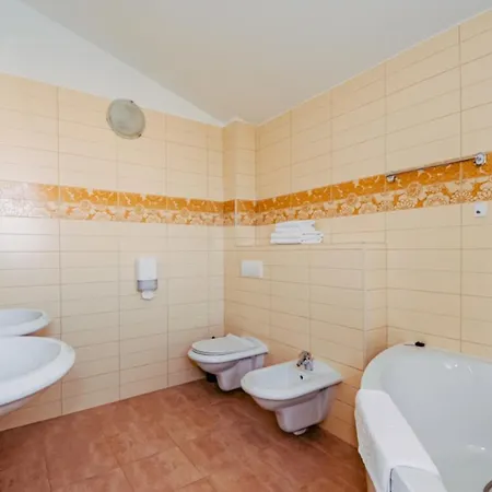 Apartments Verde * 特罗吉尔