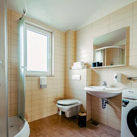 Apartments Verde 特罗吉尔